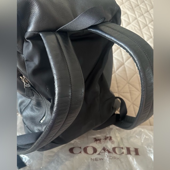 Coach Black Leather Men's Backpack - Picture 6 of 8